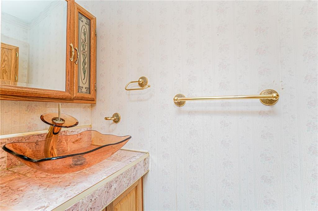 92 Boyce Avenue Richmond Town Staten Island NY 10306