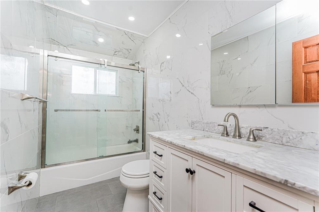 92 Boyce Avenue Richmond Town Staten Island NY 10306