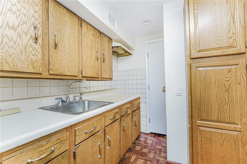 92 Boyce Avenue Richmond Town Staten Island NY 10306