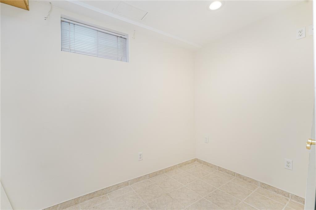 92 Boyce Avenue Richmond Town Staten Island NY 10306