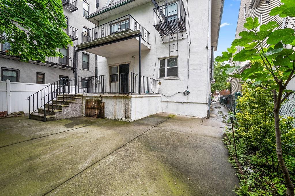 8309 19th Avenue Bensonhurst Brooklyn NY 11214