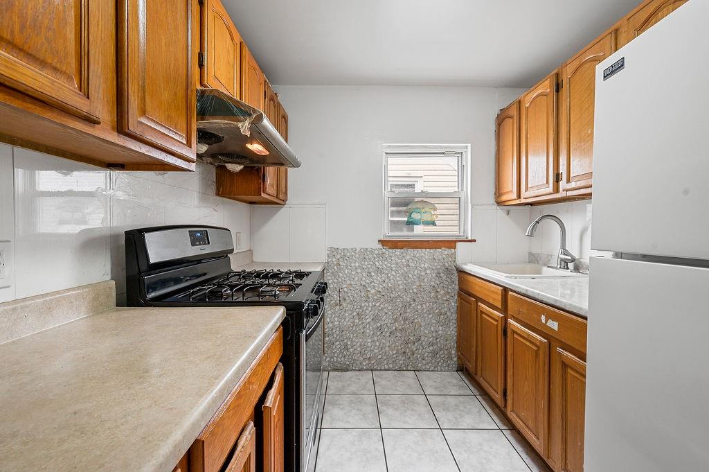 8309 19th Avenue Bensonhurst Brooklyn NY 11214