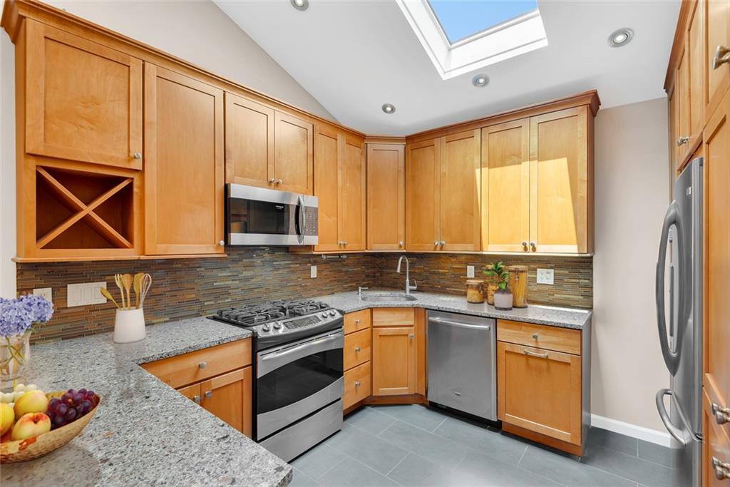 129 Bay Ridge Parkway Bay Ridge Brooklyn NY 11209