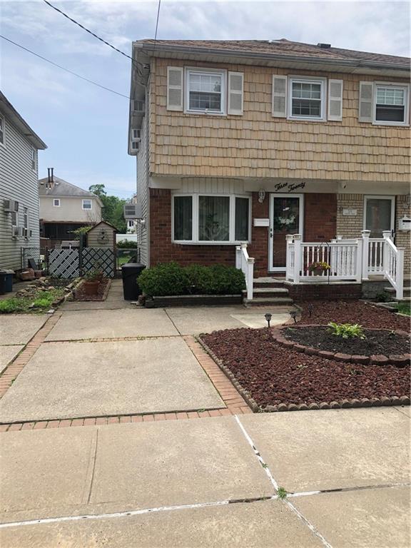 320 Fairbanks Avenue Oakwood Staten Island NY 10306