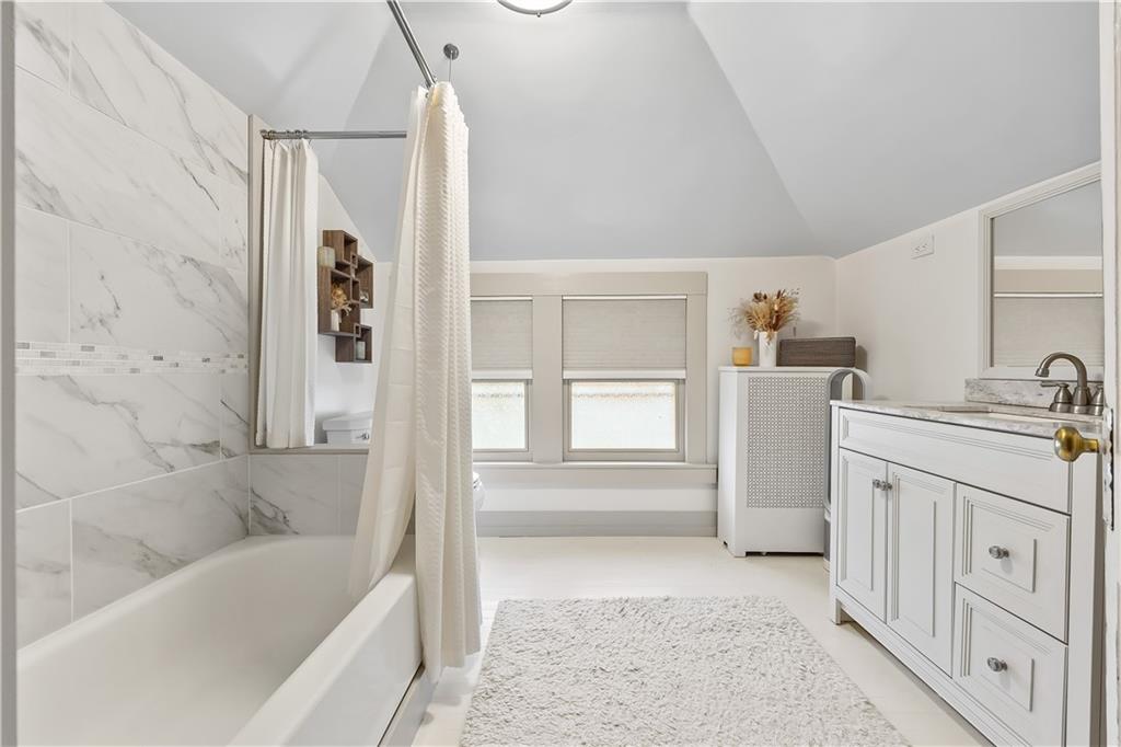 58 Vanderbilt Avenue Clifton Staten Island NY 10304