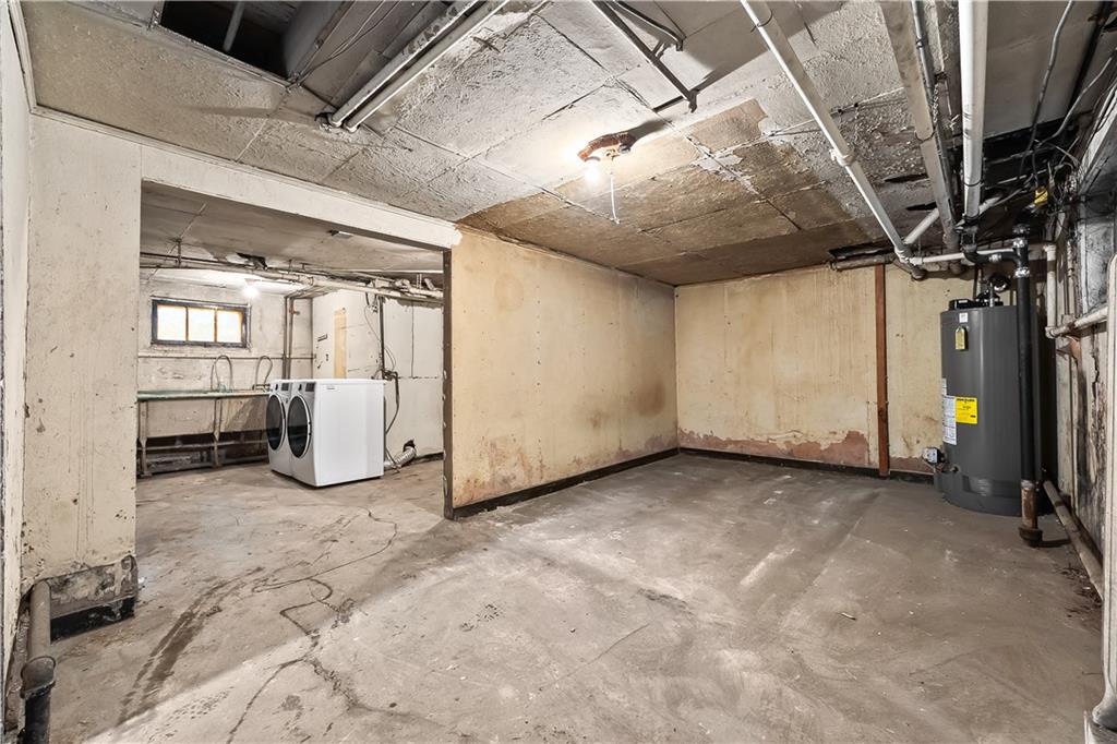 58 Vanderbilt Avenue Clifton Staten Island NY 10304