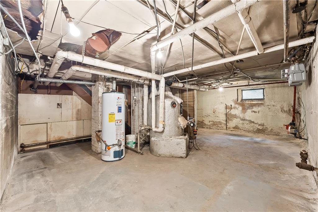 58 Vanderbilt Avenue Clifton Staten Island NY 10304