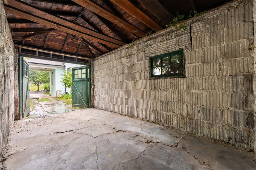 58 Vanderbilt Avenue Clifton Staten Island NY 10304