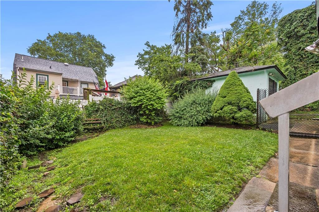 58 Vanderbilt Avenue Clifton Staten Island NY 10304