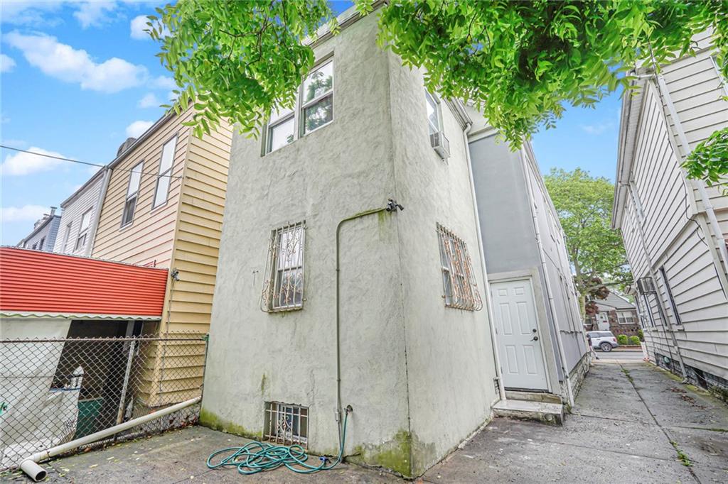 592 East 39th Street East Flatbush Brooklyn NY 11203