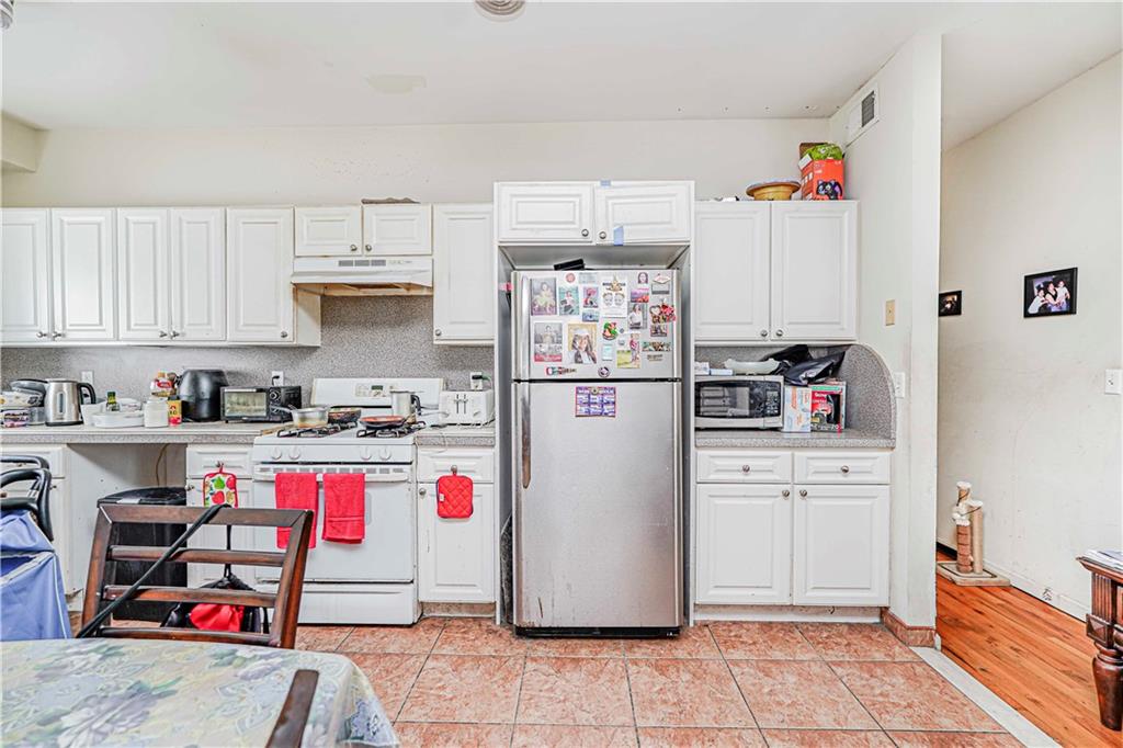 134 South Avenue Mariner's Harbor Staten Island NY 10303