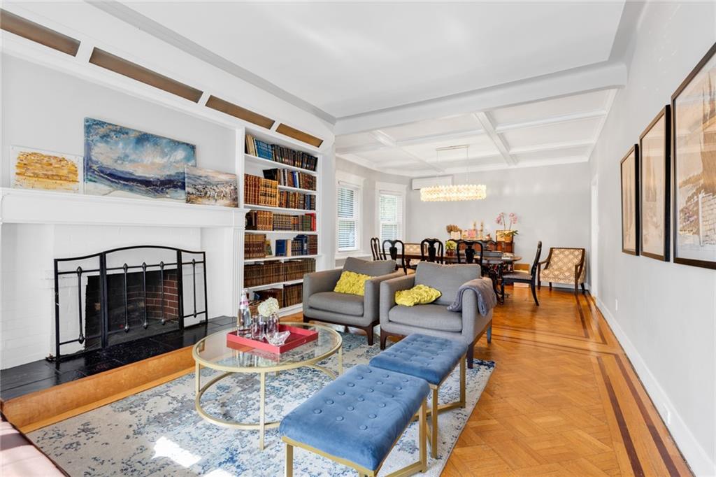 154 Beaumont Street Manhattan Beach Brooklyn NY 11235
