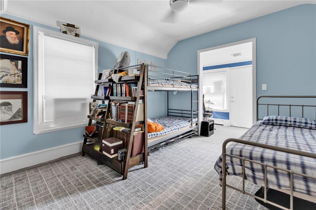 154 Beaumont Street Manhattan Beach Brooklyn NY 11235