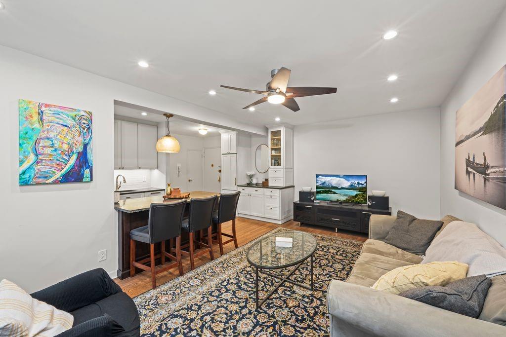 9707 4th Avenue Bay Ridge Brooklyn NY 11209