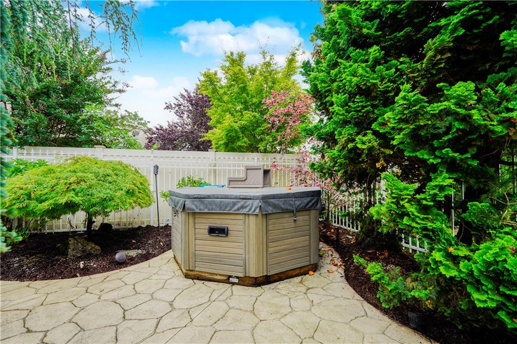 36 Adlers Lane Tottenville Staten Island NY 10307