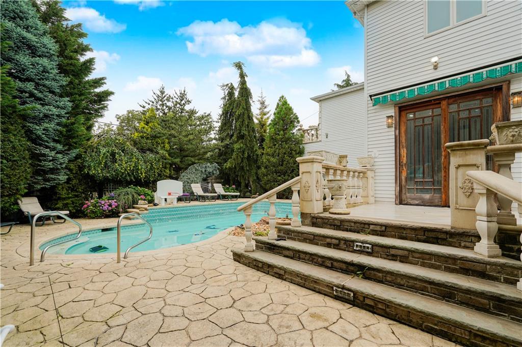 36 Adlers Lane Tottenville Staten Island NY 10307