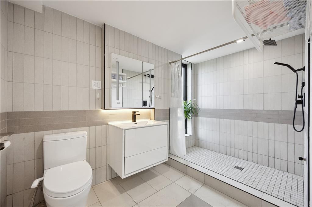 623 Avenue H Midwood New York NY 11230