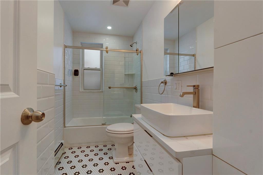 1661 West 5th Street Gravesend Brooklyn NY 11223