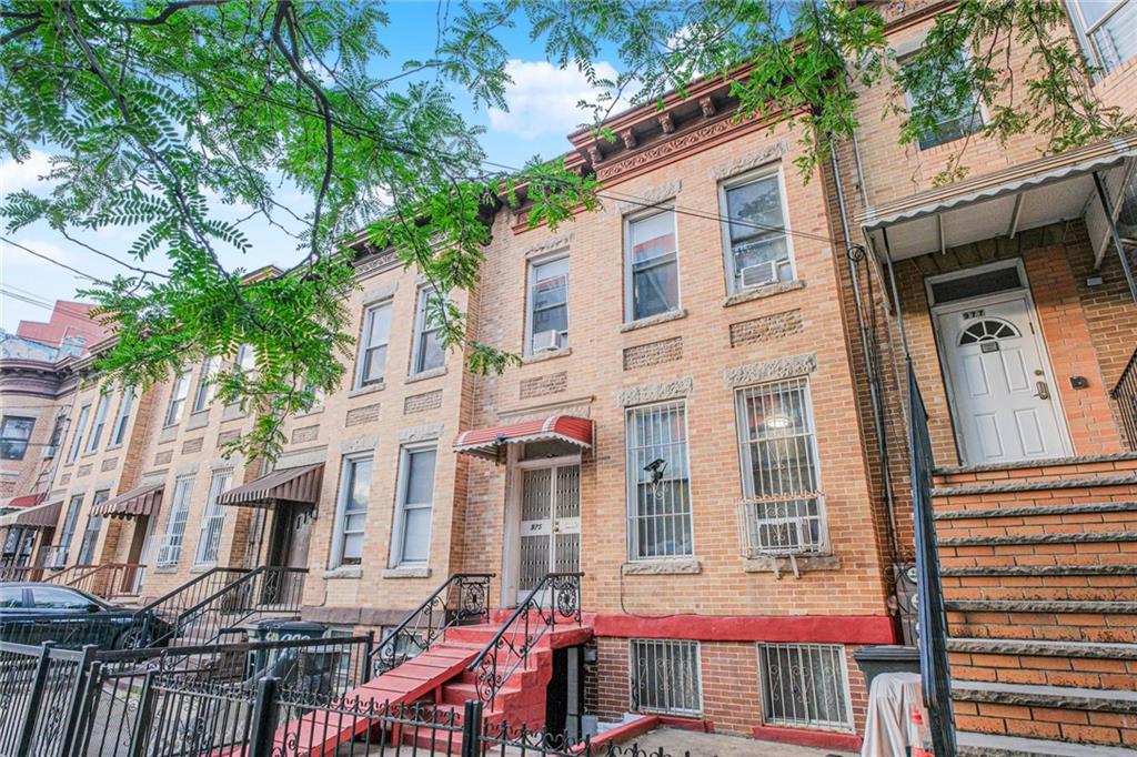 975 40th Street Sunset Park Brooklyn NY 11219