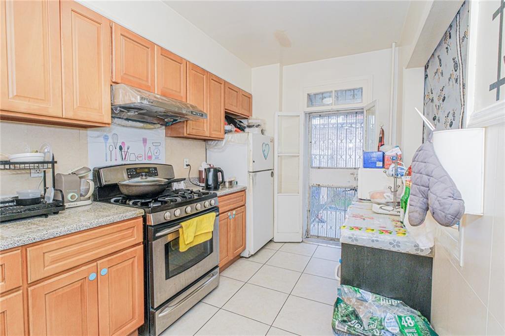 975 40th Street Sunset Park Brooklyn NY 11219