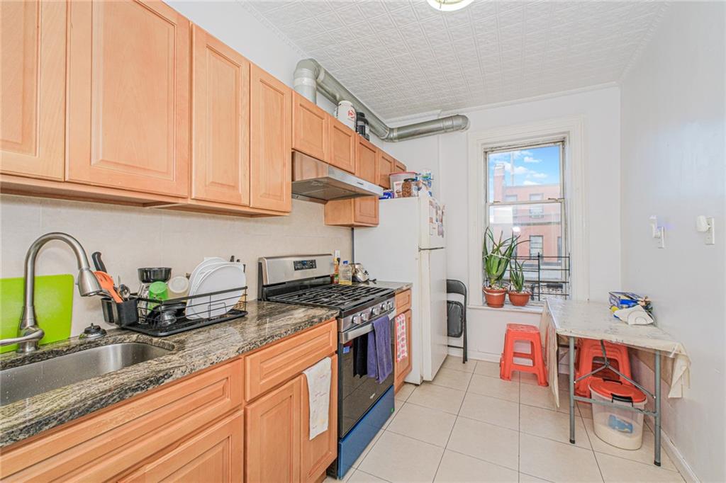 975 40th Street Sunset Park Brooklyn NY 11219