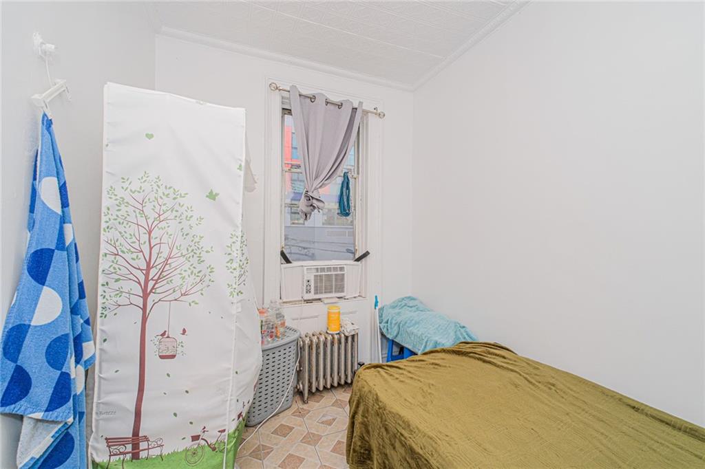 975 40th Street Sunset Park Brooklyn NY 11219