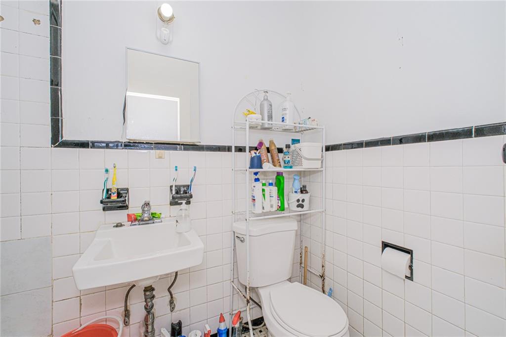 975 40th Street Sunset Park Brooklyn NY 11219