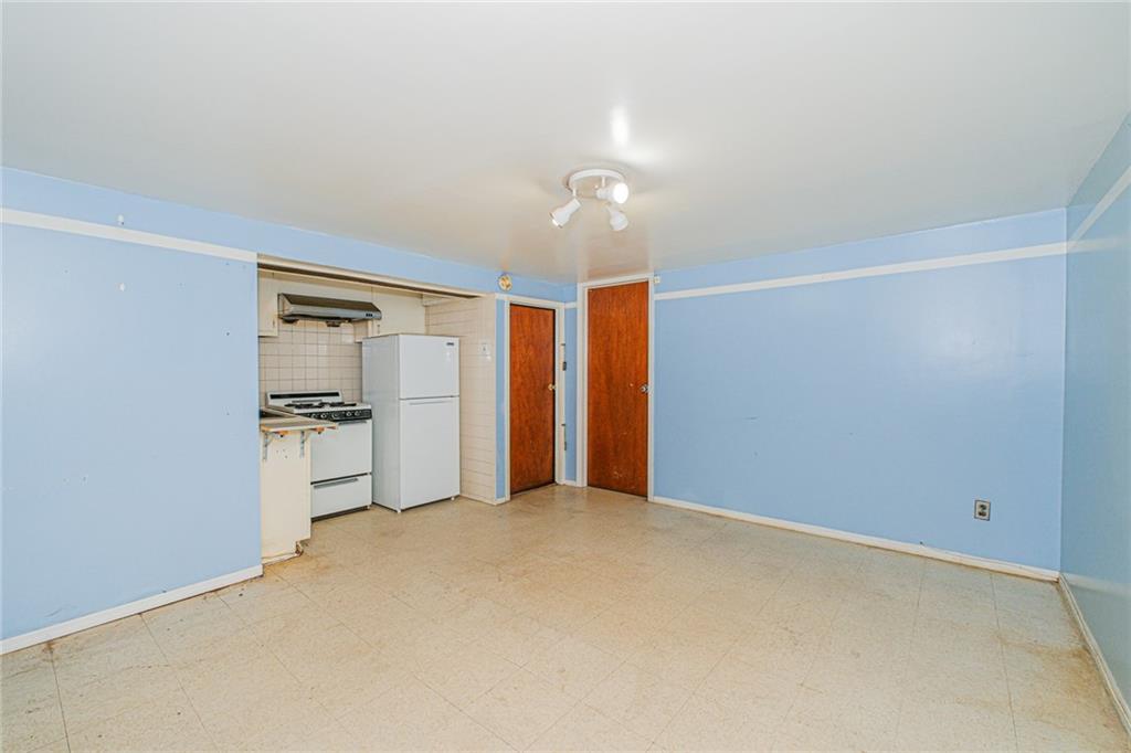 975 40th Street Sunset Park Brooklyn NY 11219