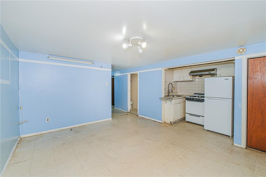 975 40th Street Sunset Park Brooklyn NY 11219