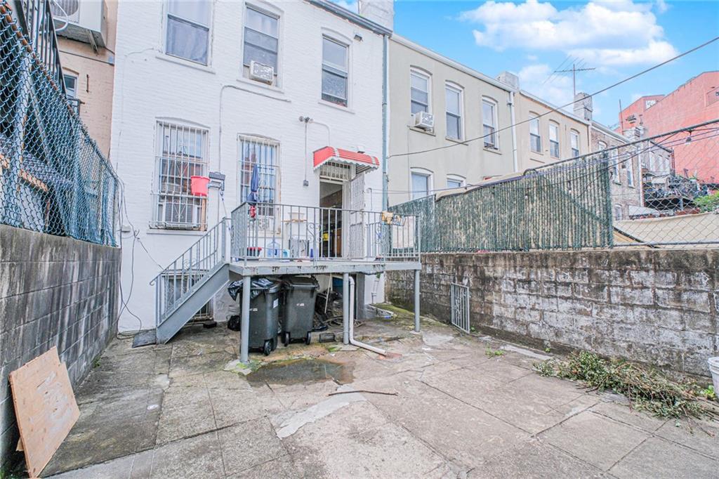 975 40th Street Sunset Park Brooklyn NY 11219