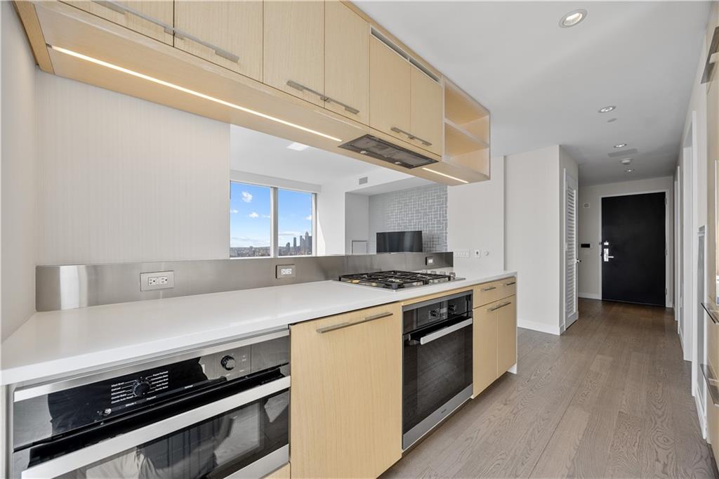 252 South Street Lower East Side New York NY 10002