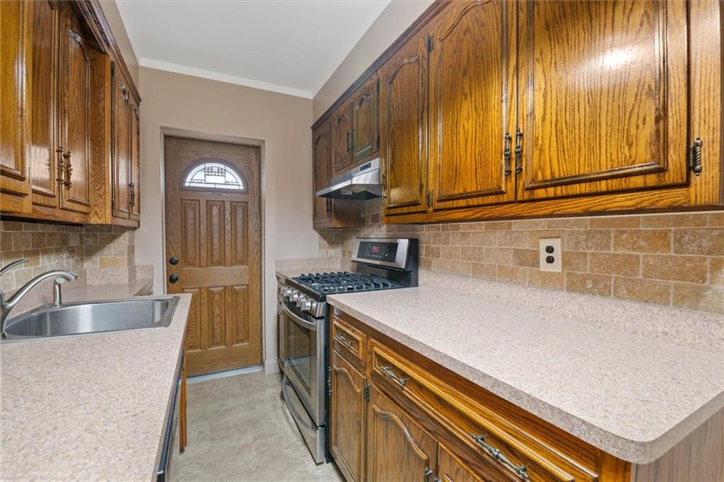 2067 East 28th Street Madison Brooklyn NY 11229