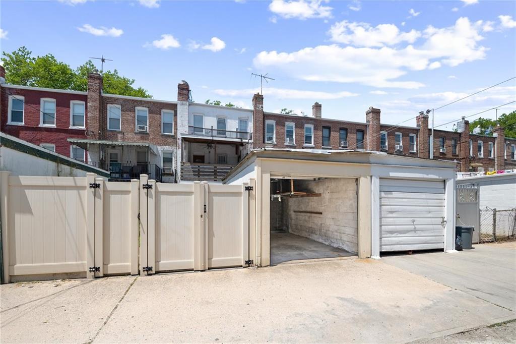 2067 East 28th Street Madison Brooklyn NY 11229