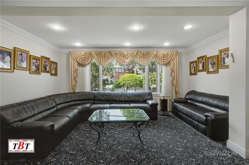 2116 Avenue L Midwood Brooklyn NY 11210
