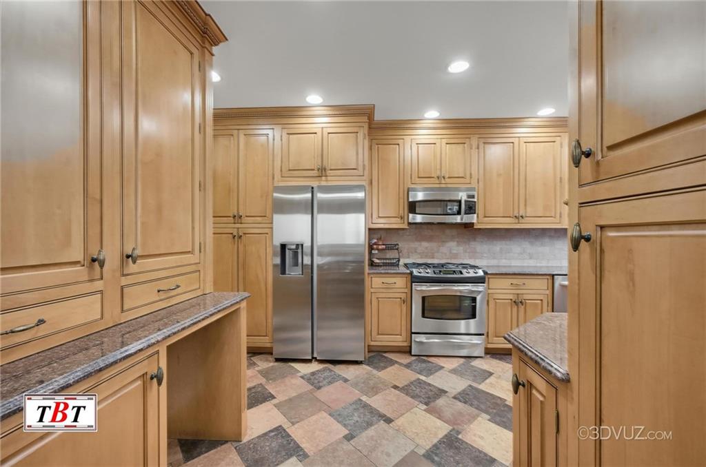 2116 Avenue L Midwood Brooklyn NY 11210