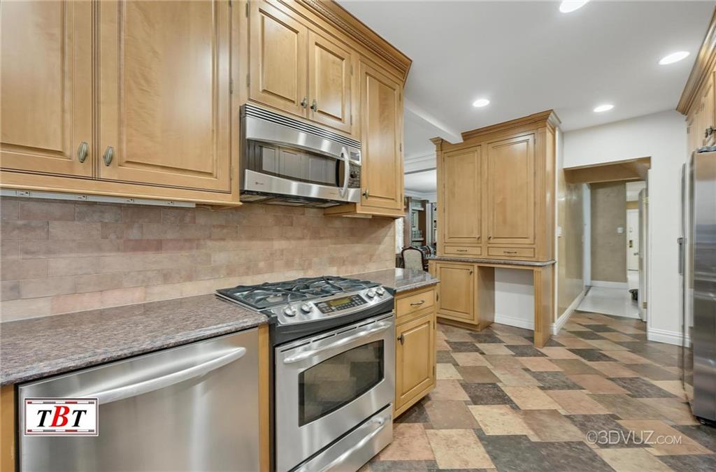 2116 Avenue L Midwood Brooklyn NY 11210