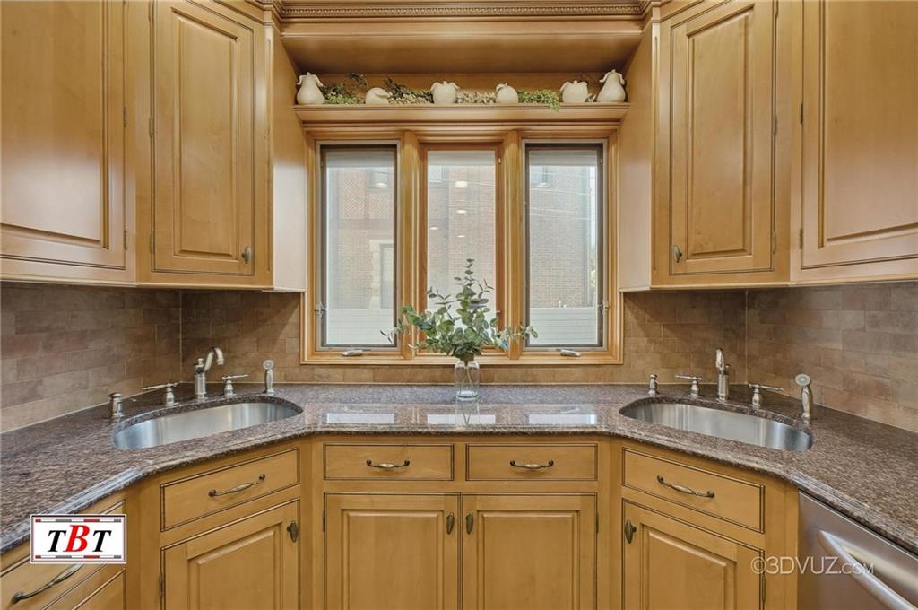 2116 Avenue L Midwood Brooklyn NY 11210