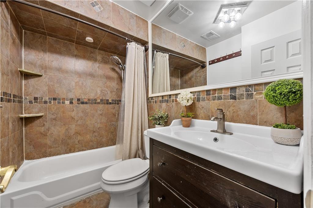 104 Pearsall Street South Beach Staten Island NY 10305