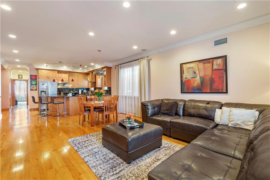 1650 68th Street Bensonhurst Brooklyn NY 11204