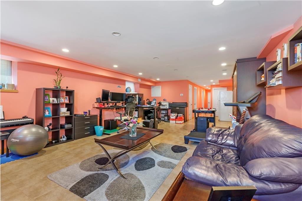 1650 68th Street Bensonhurst Brooklyn NY 11204
