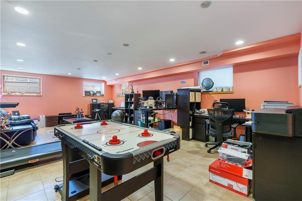 1650 68th Street Bensonhurst Brooklyn NY 11204