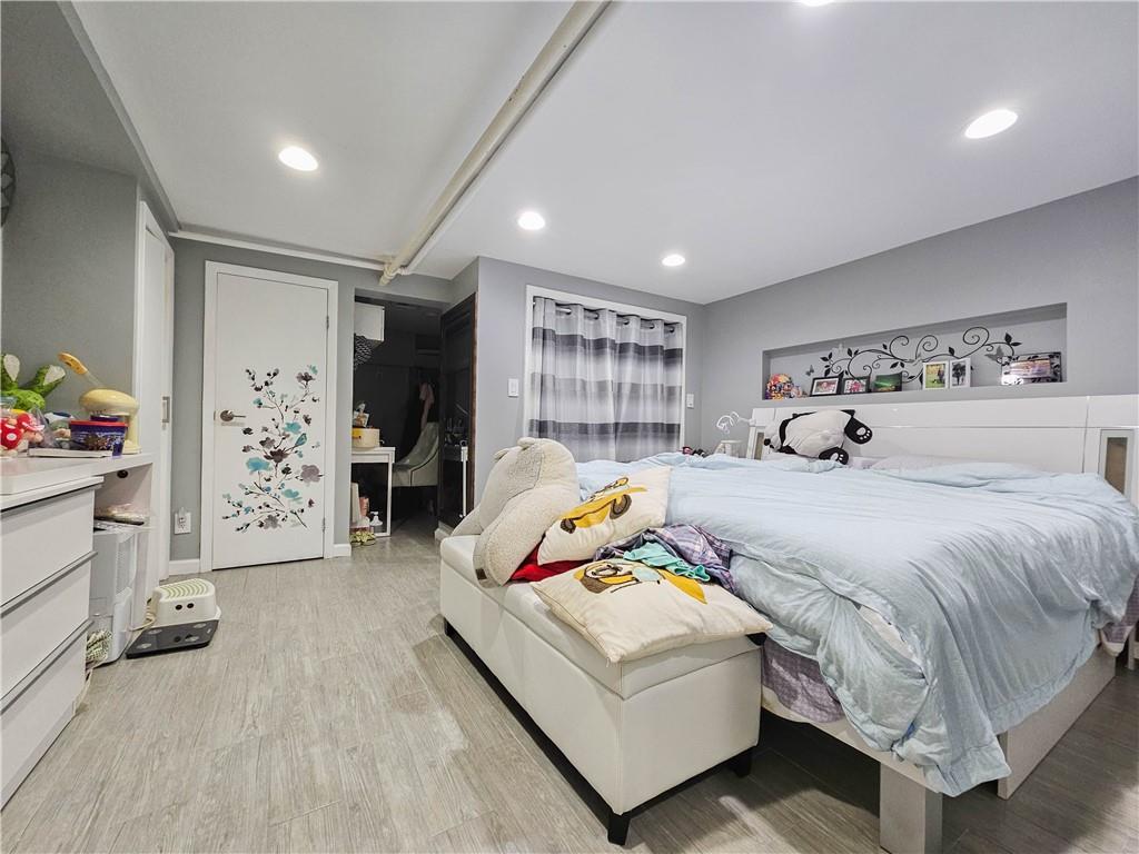 8219 7th Avenue Dyker Heights Brooklyn NY 11228