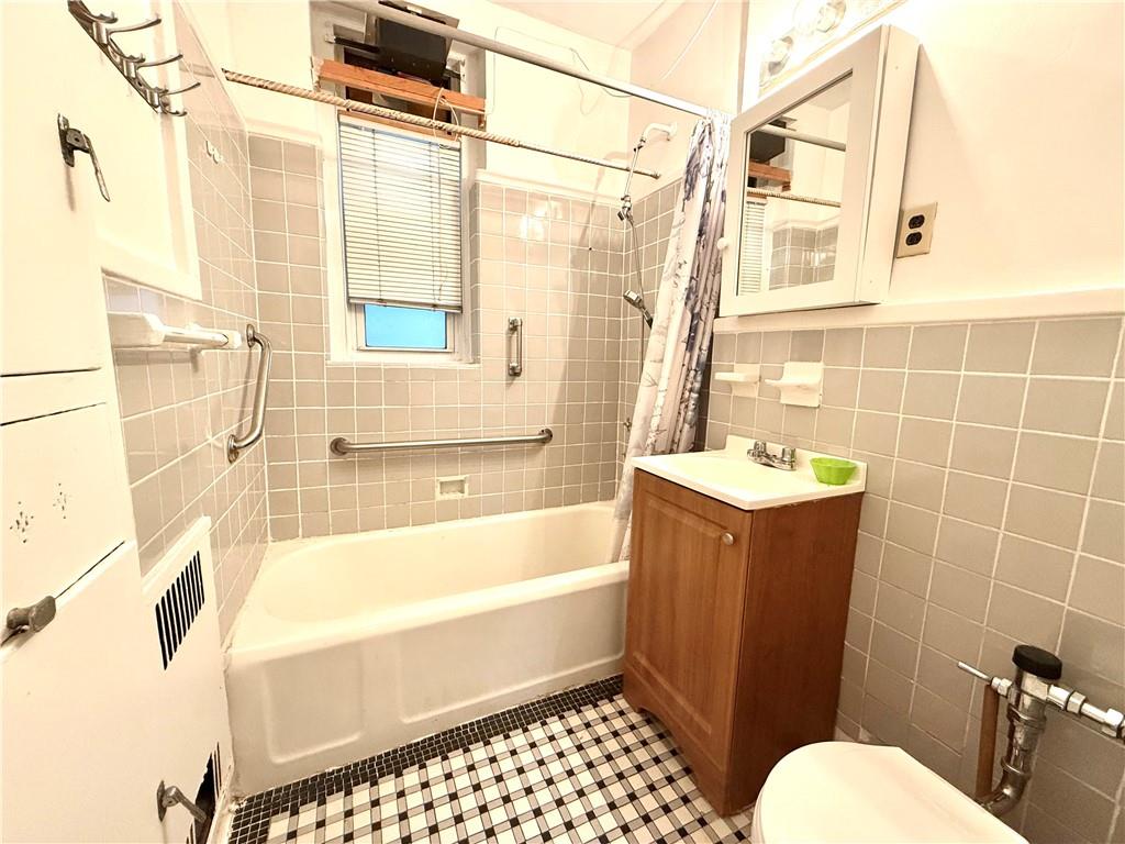 1410 Avenue S Homecrest Brooklyn NY 11229