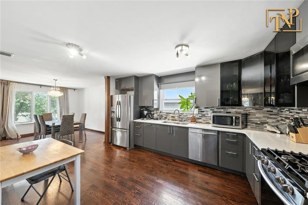 7 Kunath Avenue Rossville Staten Island NY 10309