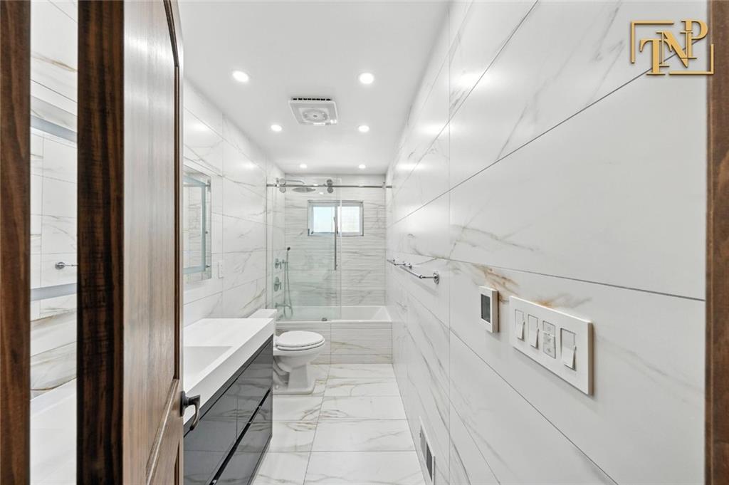 7 Kunath Avenue Rossville Staten Island NY 10309