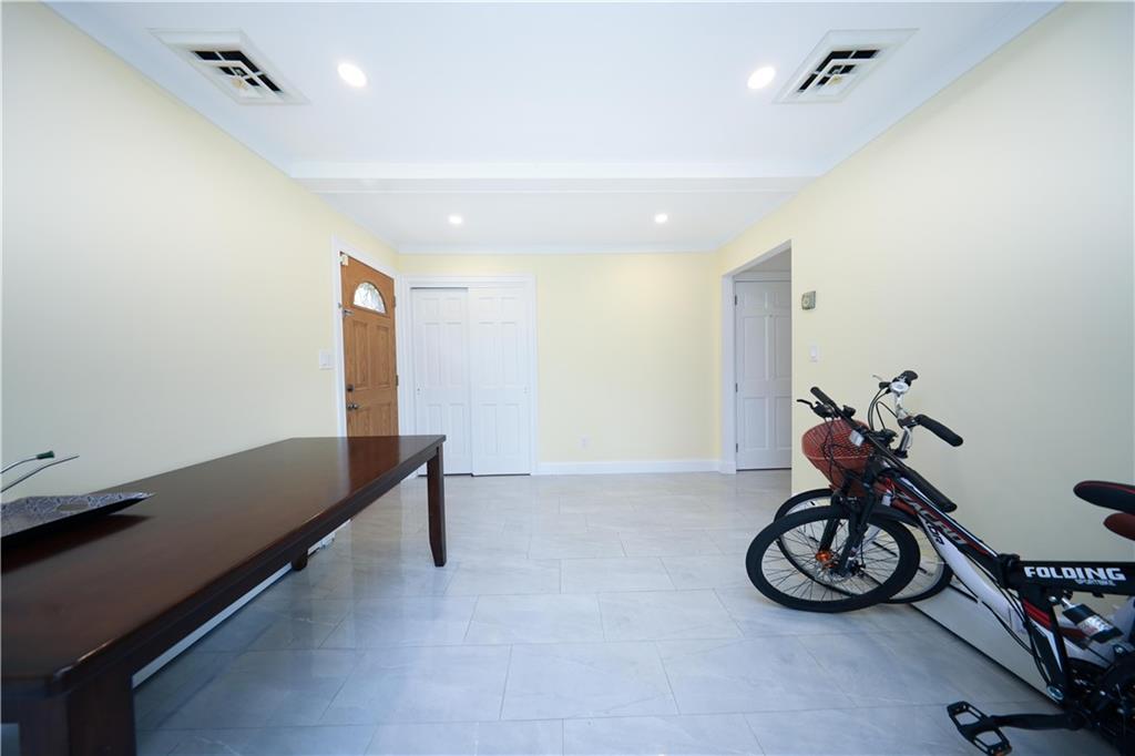 26 Hull Avenue Dongan Hills Staten Island NY 10306