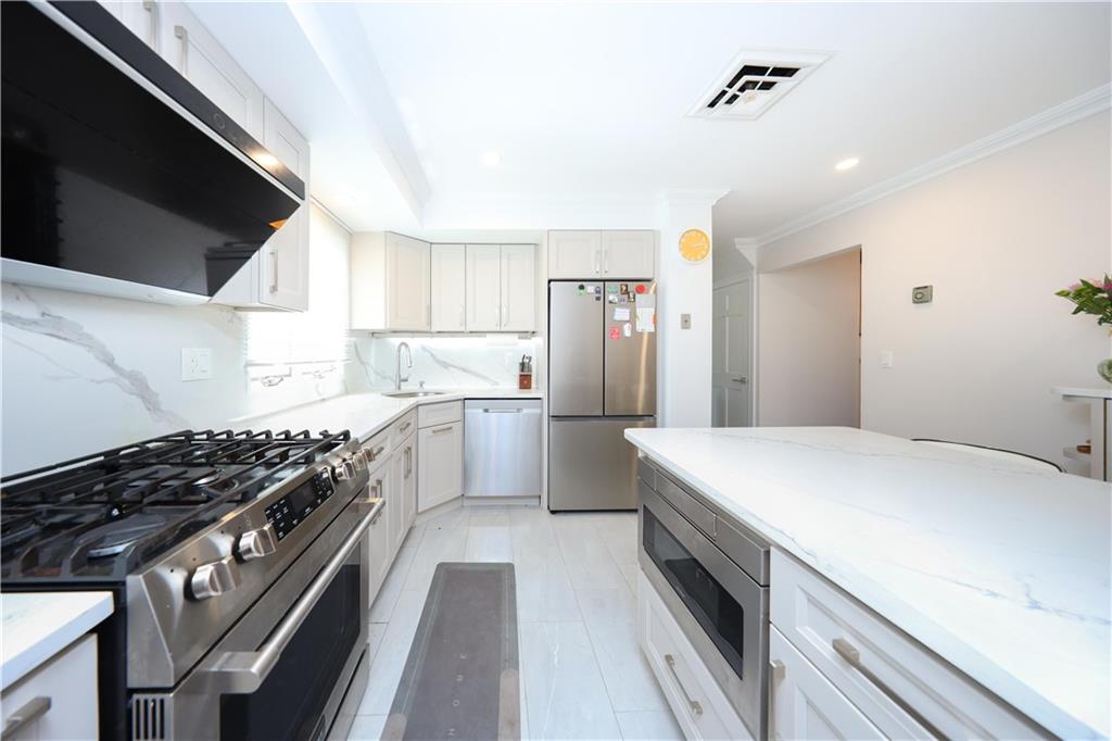 26 Hull Avenue Dongan Hills Staten Island NY 10306