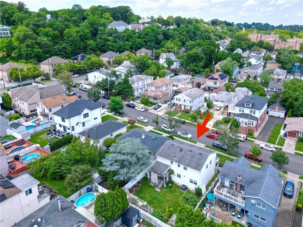 26 Hull Avenue Dongan Hills Staten Island NY 10306