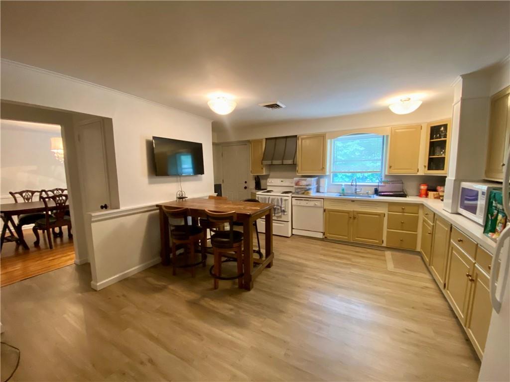 61 Oakland Avenue Out of NYC Other NY 10707