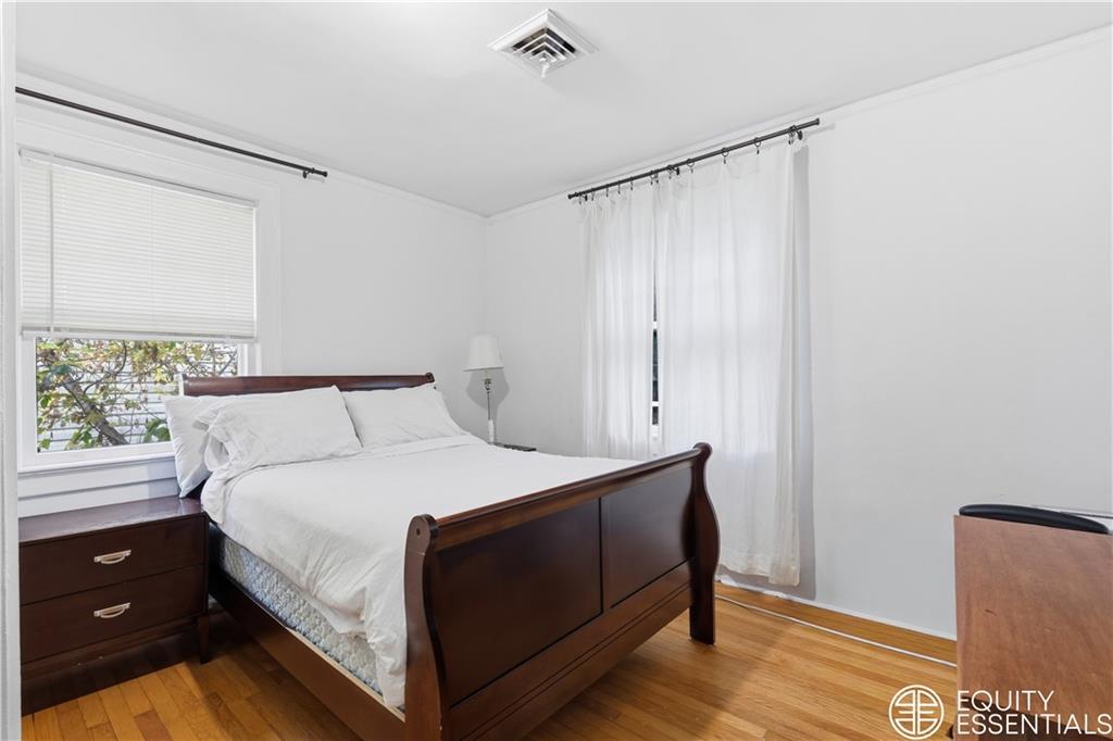 61 Oakland Avenue Out of NYC Other NY 10707